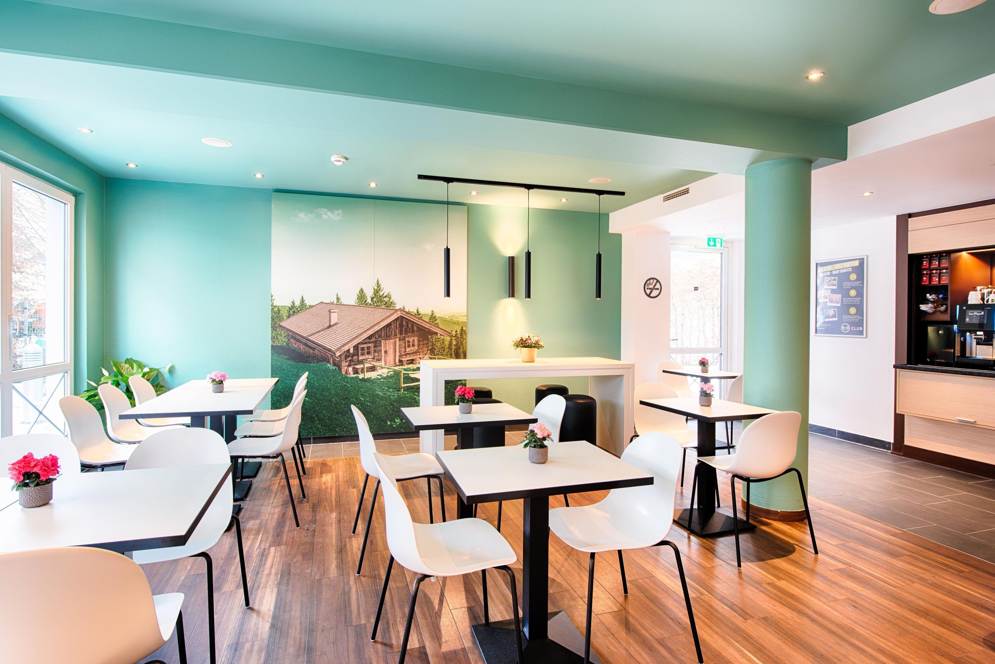 B&B Hotel Muenchen-Putzbrunn Bagian luar foto