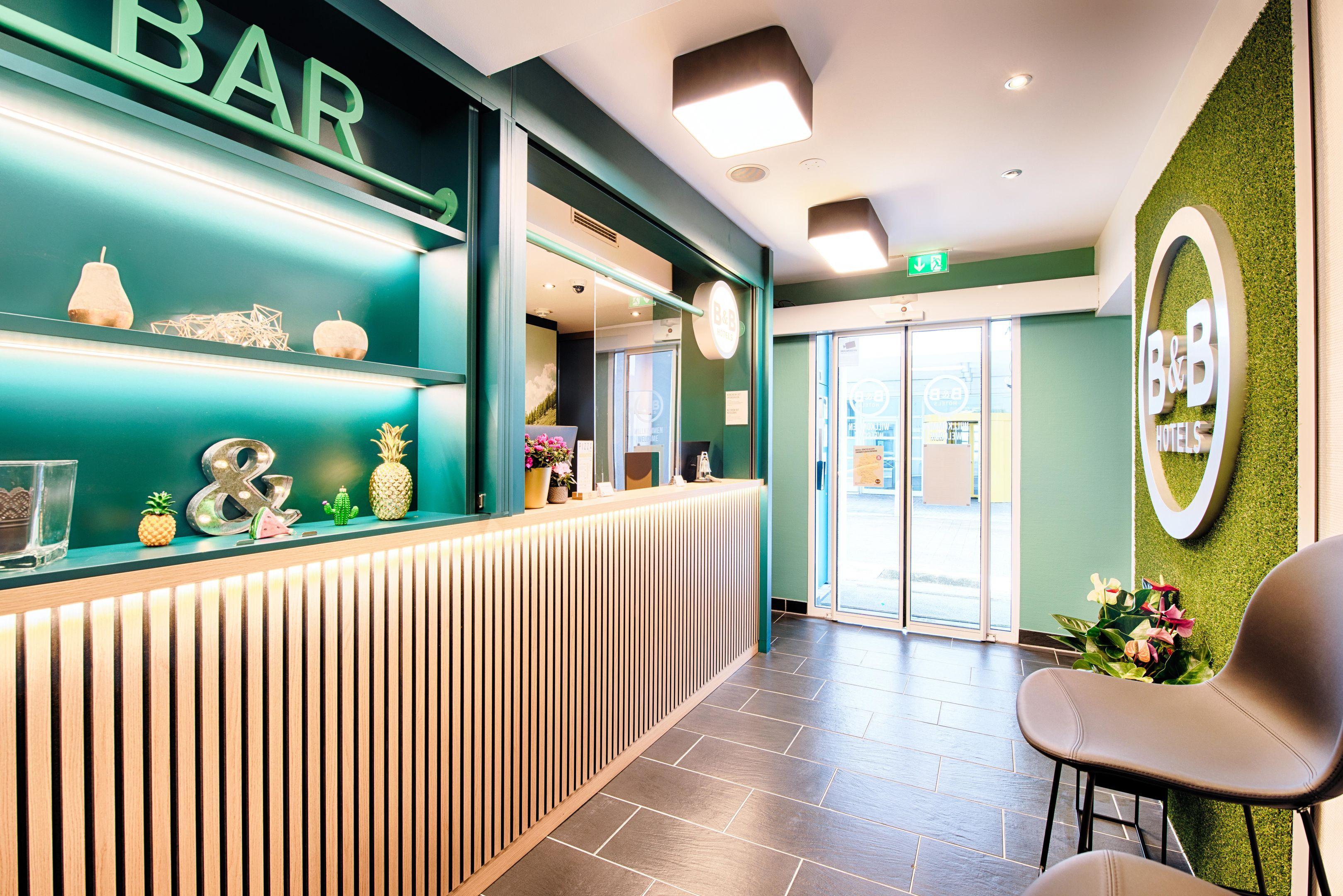 B&B Hotel Muenchen-Putzbrunn Bagian luar foto