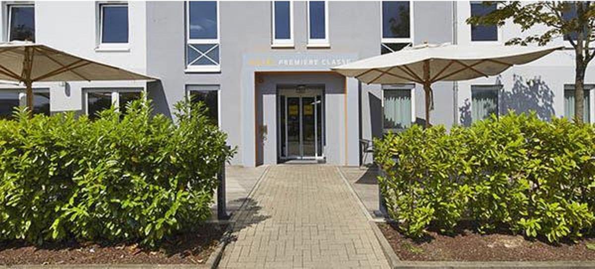 B&B Hotel Muenchen-Putzbrunn Bagian luar foto