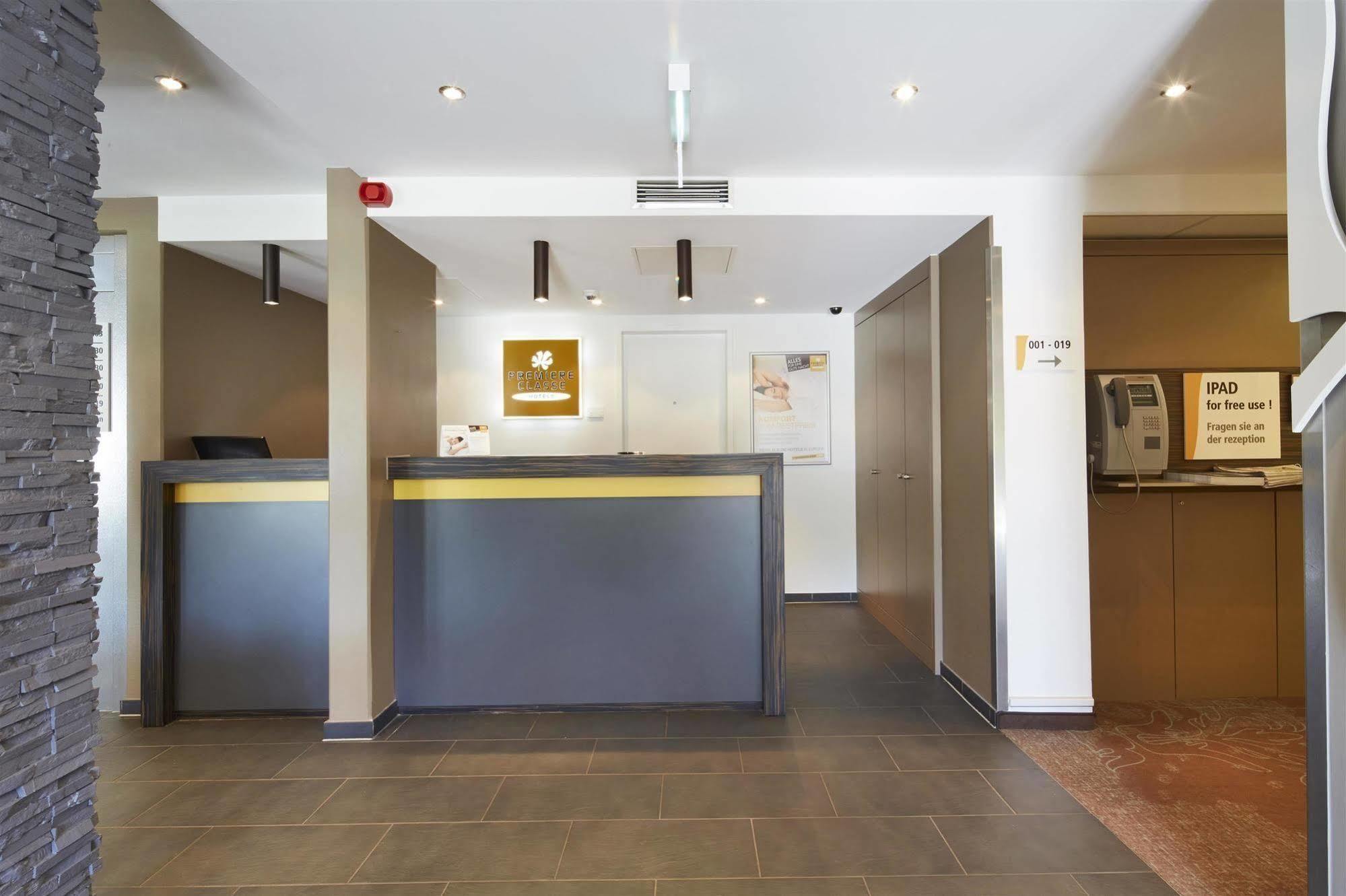 B&B Hotel Muenchen-Putzbrunn Bagian luar foto